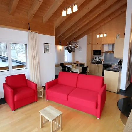 Penthouse Evelyne *